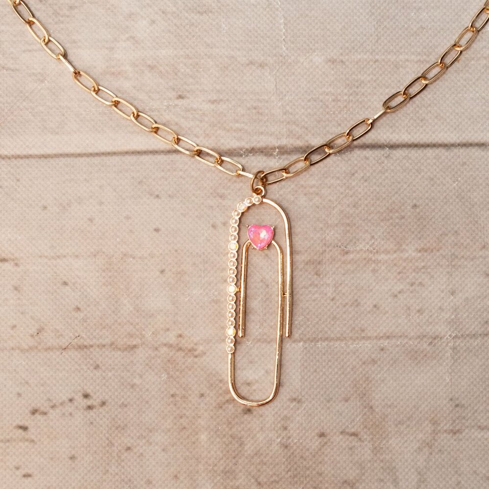 NWT Betsey Jphnson Paper Clip Necklace